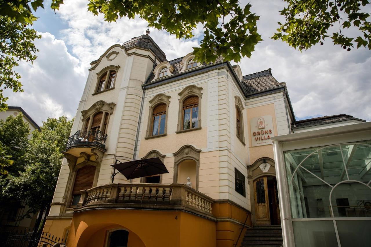 באד קראוצנבאך Gruene Villa Wellness & Spa מראה חיצוני תמונה
