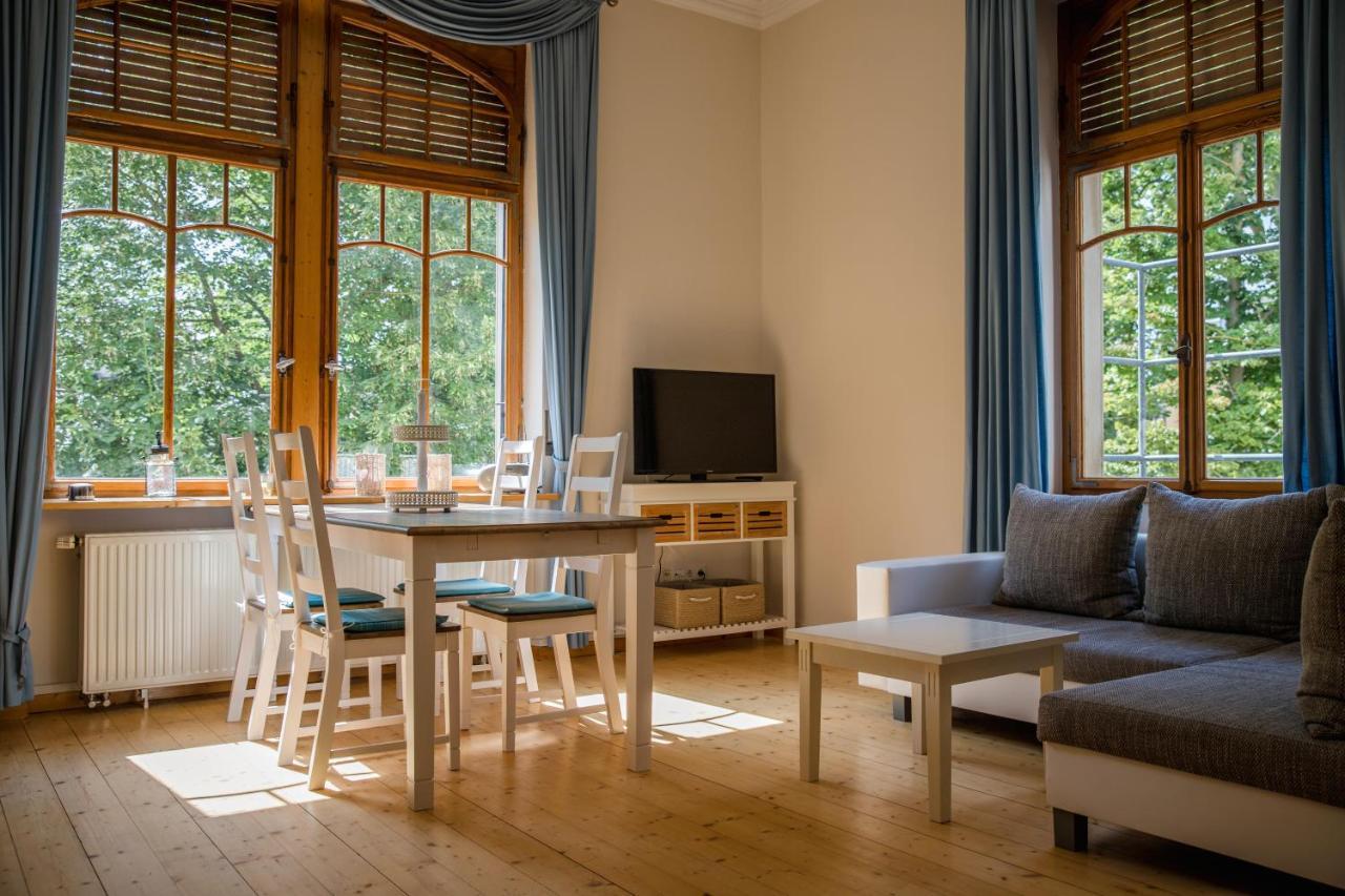 באד קראוצנבאך Gruene Villa Wellness & Spa מראה חיצוני תמונה
