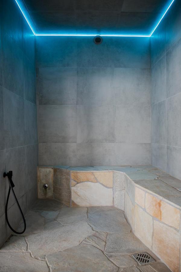 באד קראוצנבאך Gruene Villa Wellness & Spa מראה חיצוני תמונה