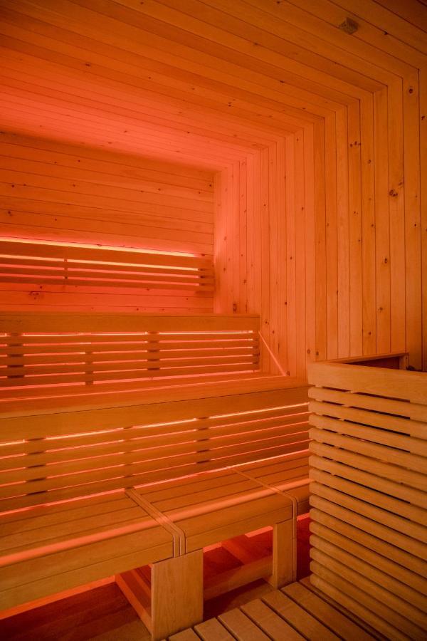 באד קראוצנבאך Gruene Villa Wellness & Spa מראה חיצוני תמונה