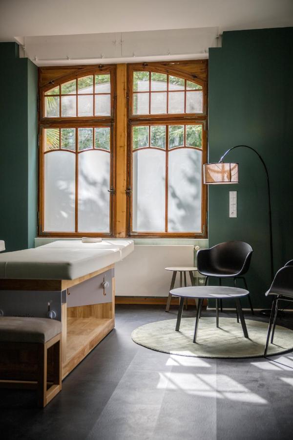 באד קראוצנבאך Gruene Villa Wellness & Spa מראה חיצוני תמונה